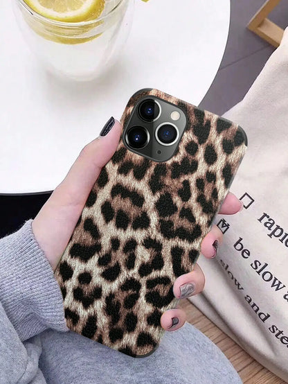 Leopard Pattern Leather Craft Soft Phone Case For iPhone