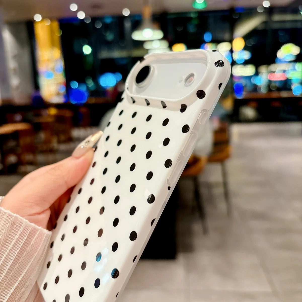 Korea Colorful Polka Dot Pattern Phone Case For iPhone Circular Wave Point Shockproof Bumper Cover