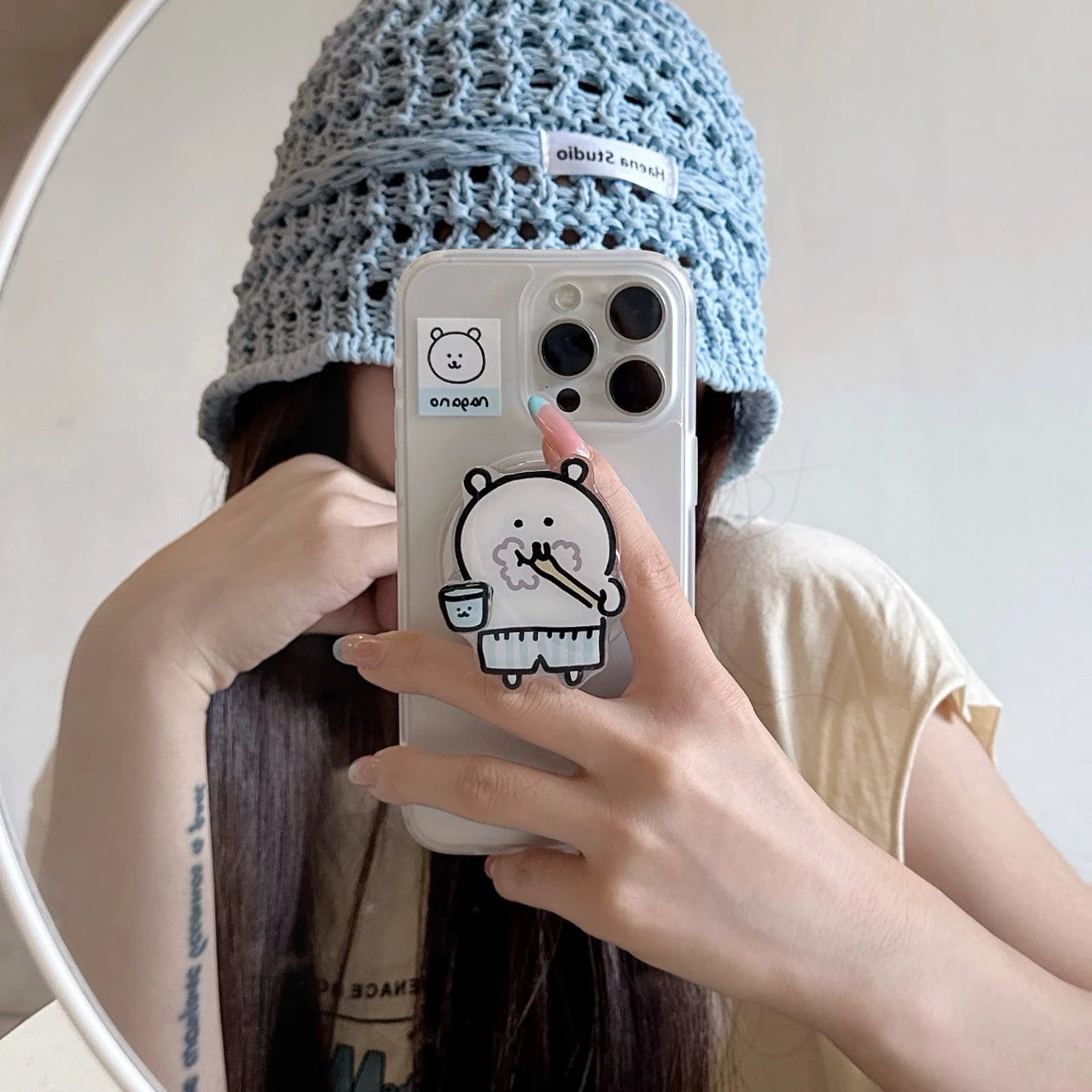 Healing White Bear Magnetic Suction Bracket Phone Case