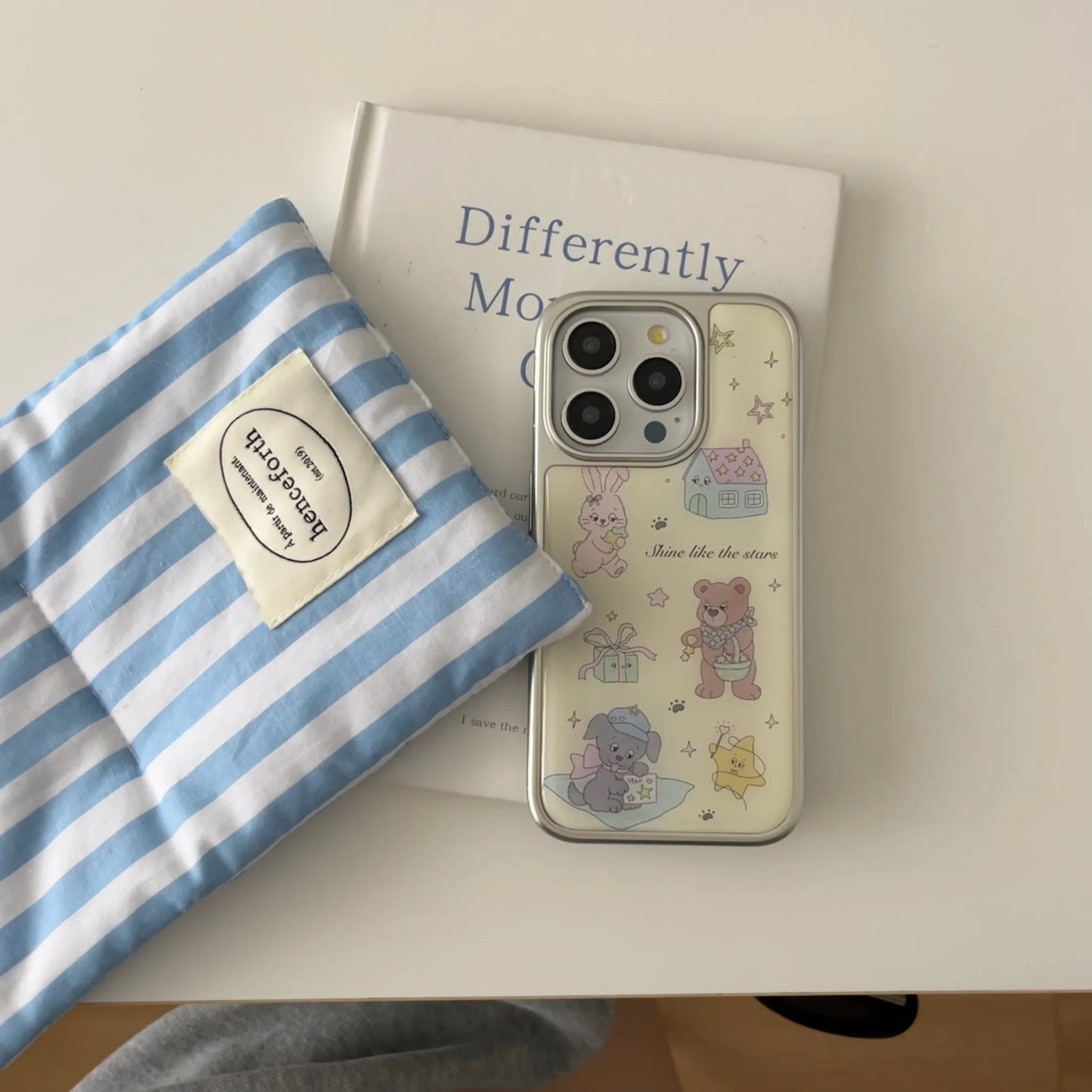 Cute Cartoon Graffiti Rabbit Little Bear House Gift Star Pattern Sliver Edge Protective Case