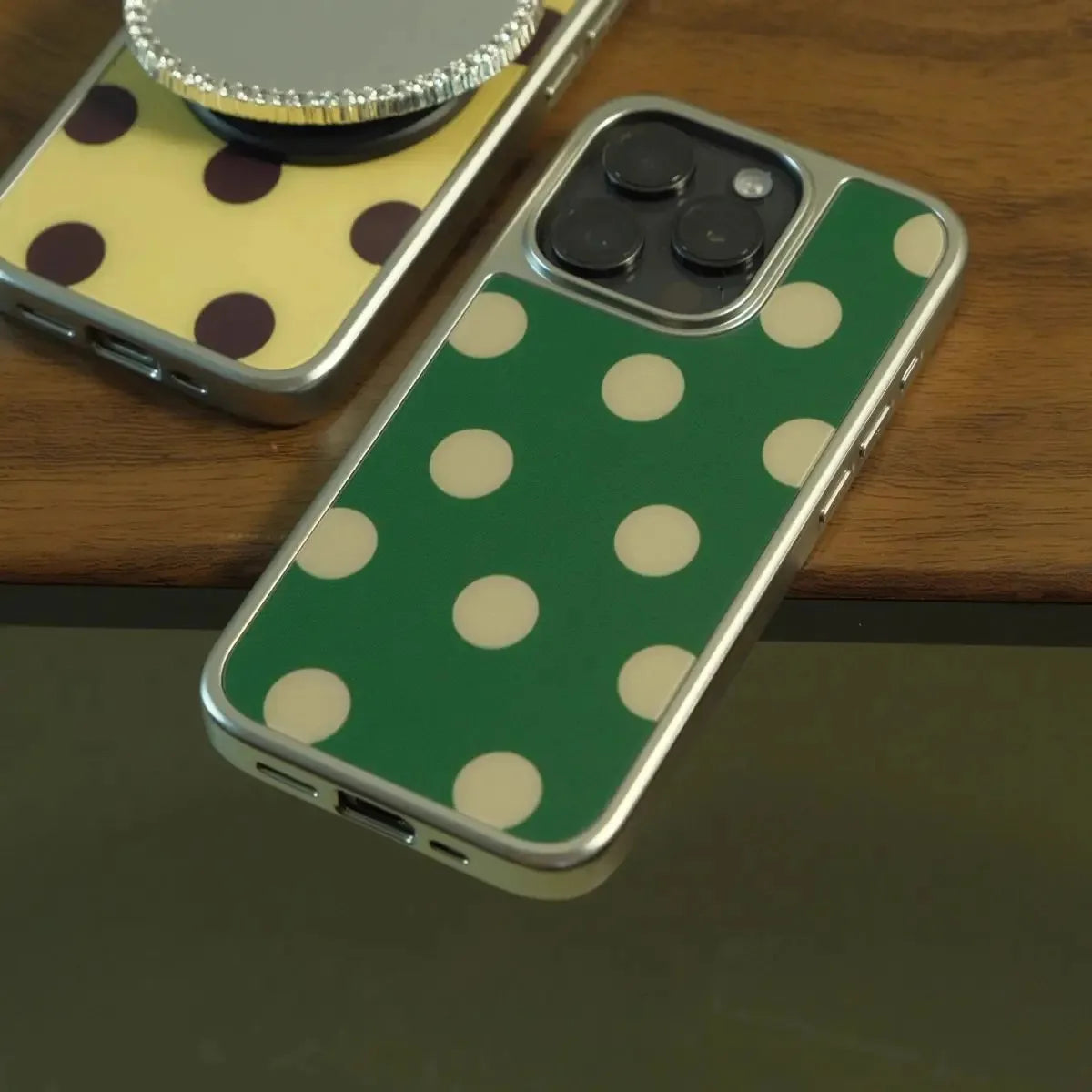 Korean Ins Fashion Color Wave Point Case For iPhone Y2K Cover