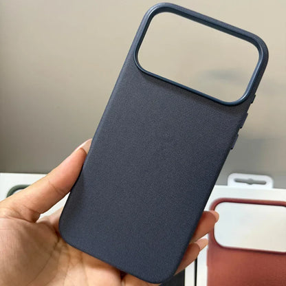 MagSafe Tech-Woven iPhone 17 Pro Max Case With Animation