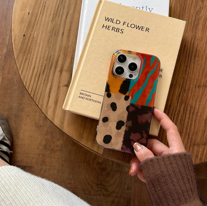 Retro Four-Color Leopard Pattern Stitching Phone Case For iPhone