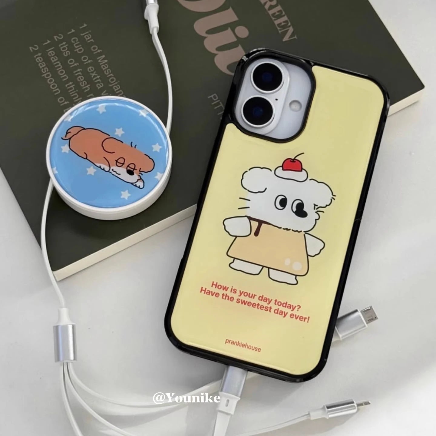Cute Milk Yellow Bottom Dog Healing Couple Creative Phone Case