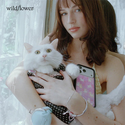Wildflower Personality Claire Drake Phone Case For iPhone