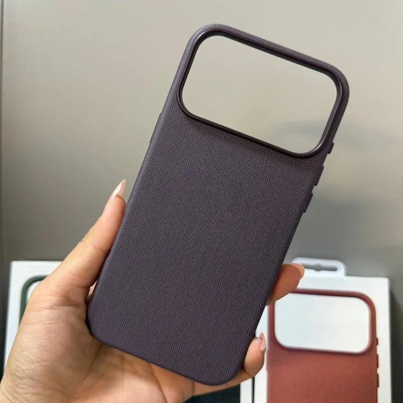 MagSafe Tech-Woven iPhone 17 Pro Max Case With Animation