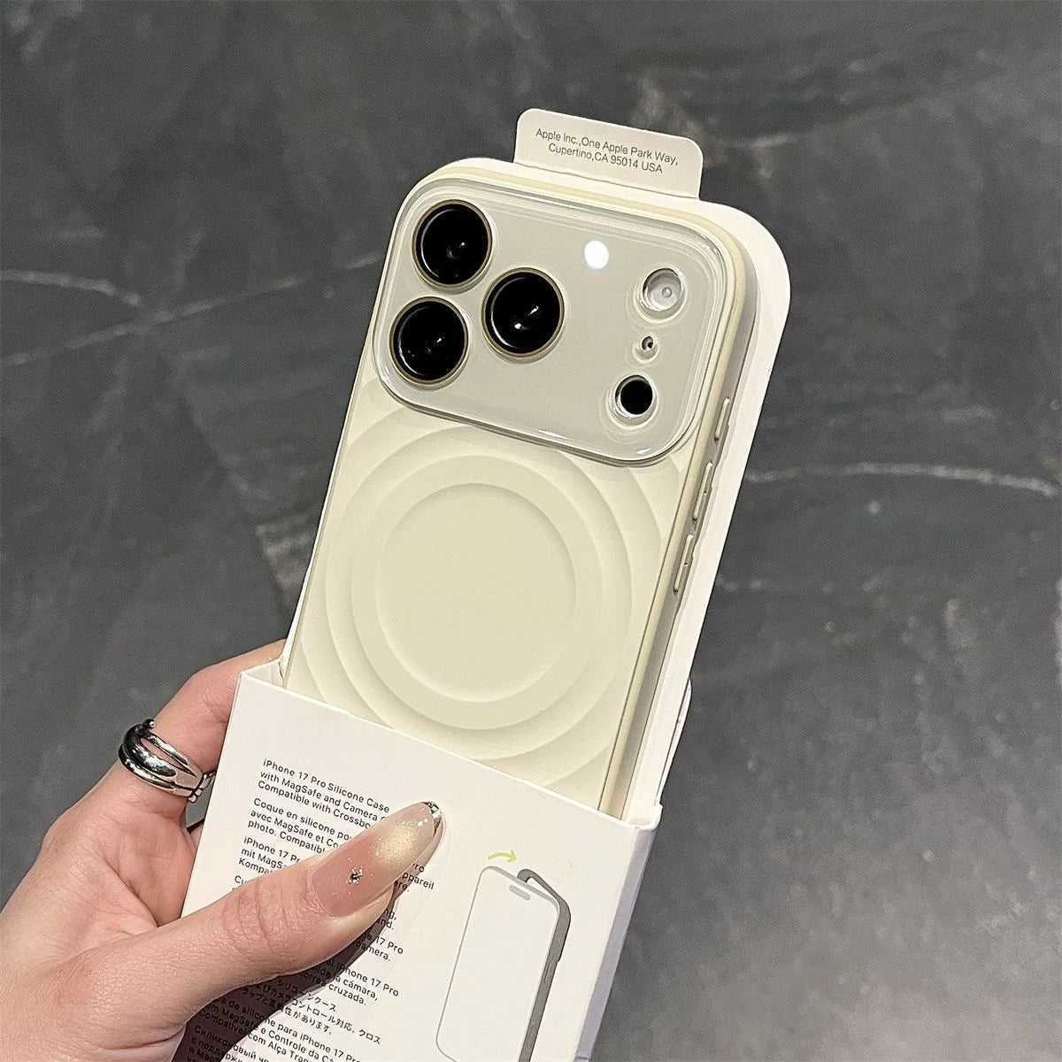 Fashion Liquid Silicone Water Ripple Pattern Big Window Phone Case For iPhone For Magsafe Magnetic Charge Cover